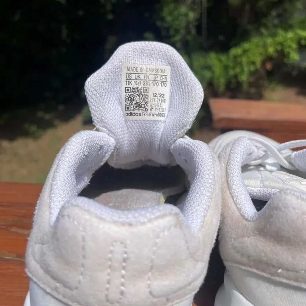 Adidas Ozelia Toddler 11 cream easy on sneakers
